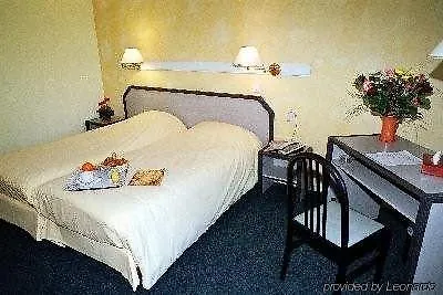 Athena Hotel