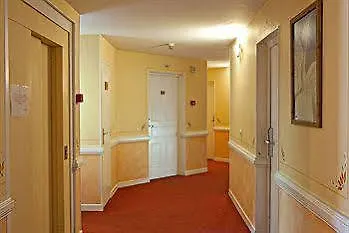 Hotel Athena 3*