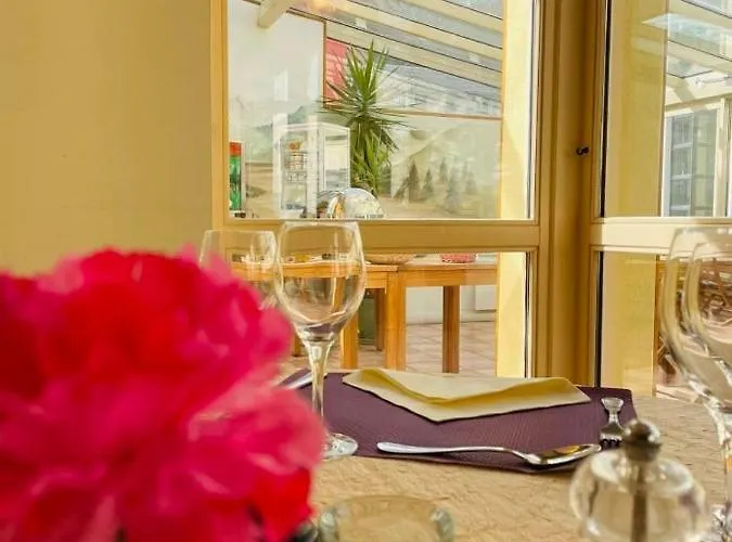 Hotel Athena 3*