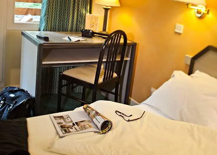 Hotel Athena