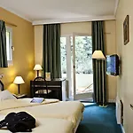 Otel Athena 3*