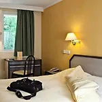 Otel Athena 3*