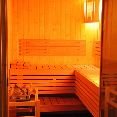 Hotel Athena