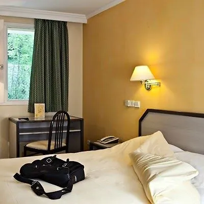 Hotel Athena 3*